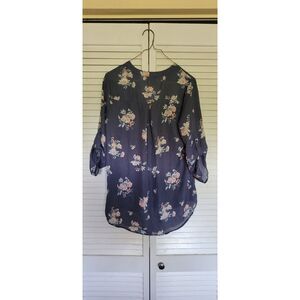 Mid Sleeved Floral Blouse Top Medium Flowy